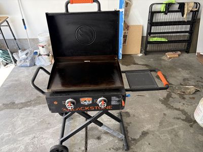 Blackstone 22" On The Go Portable 2-Burner Propane Griddle with Hood + Full Bundle – $200 Firm