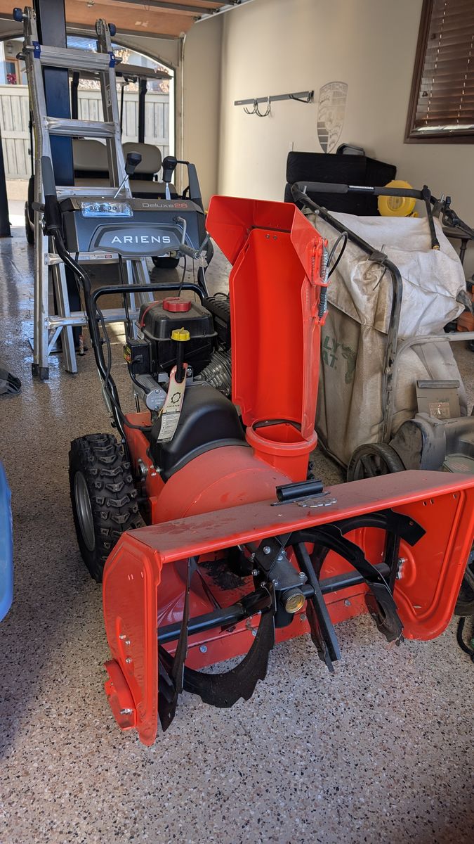 Ariens deluxe 28