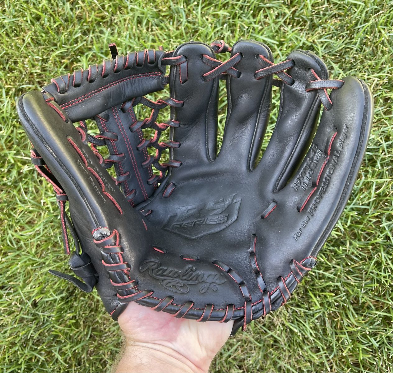 Rawlings R9 11.5 in. Baseball Glove