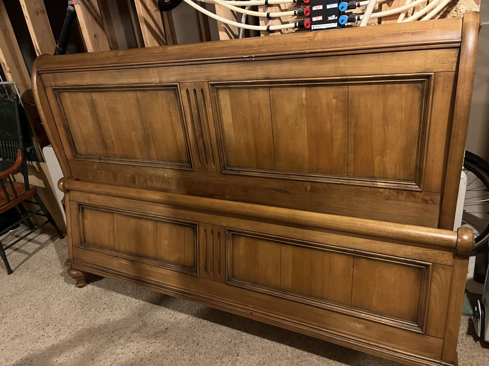 King Sleigh Bed w/ mattress & box springs