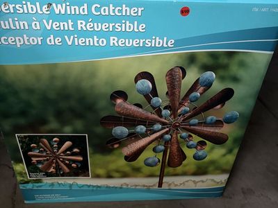 Reversible Wind Catcher Outdoor Garden Decor - New in Box