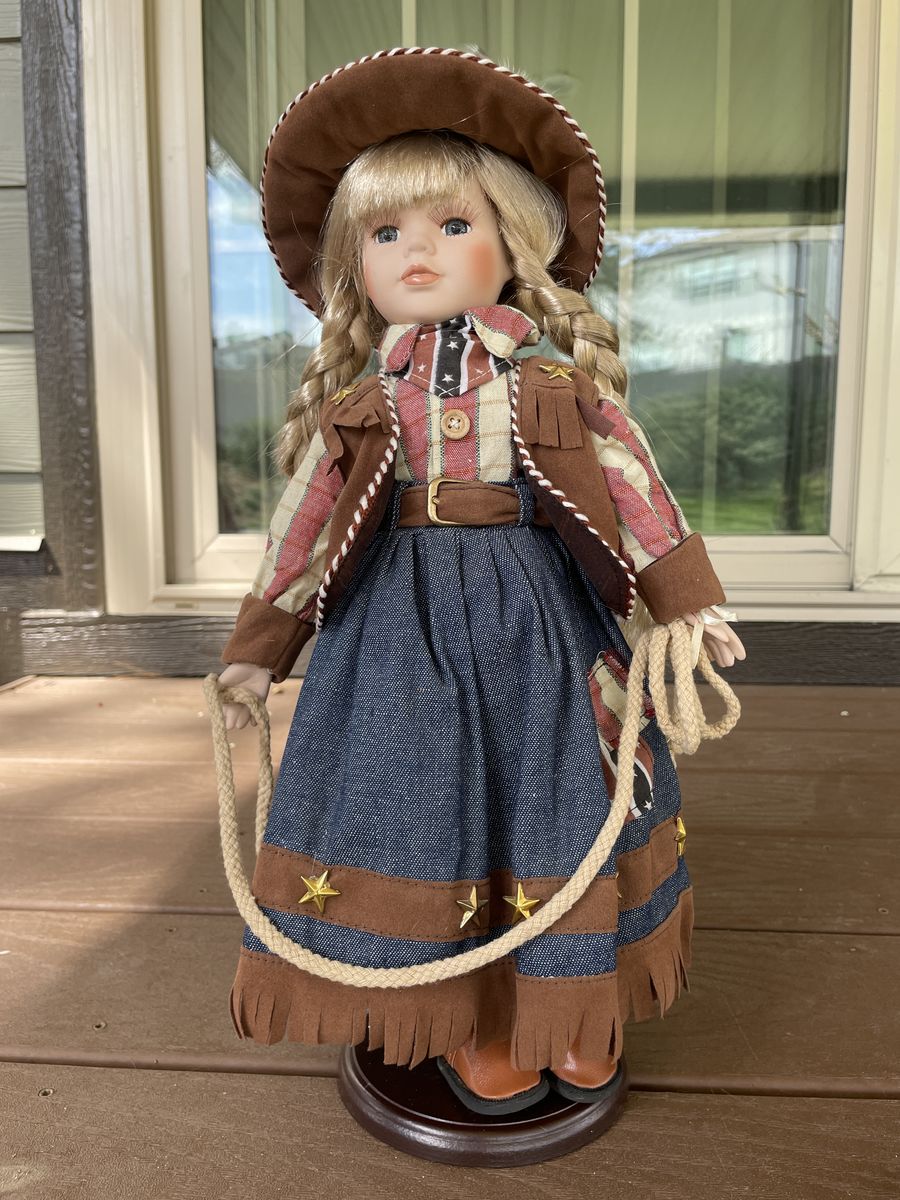 Pioneer / Cowgirl Doll