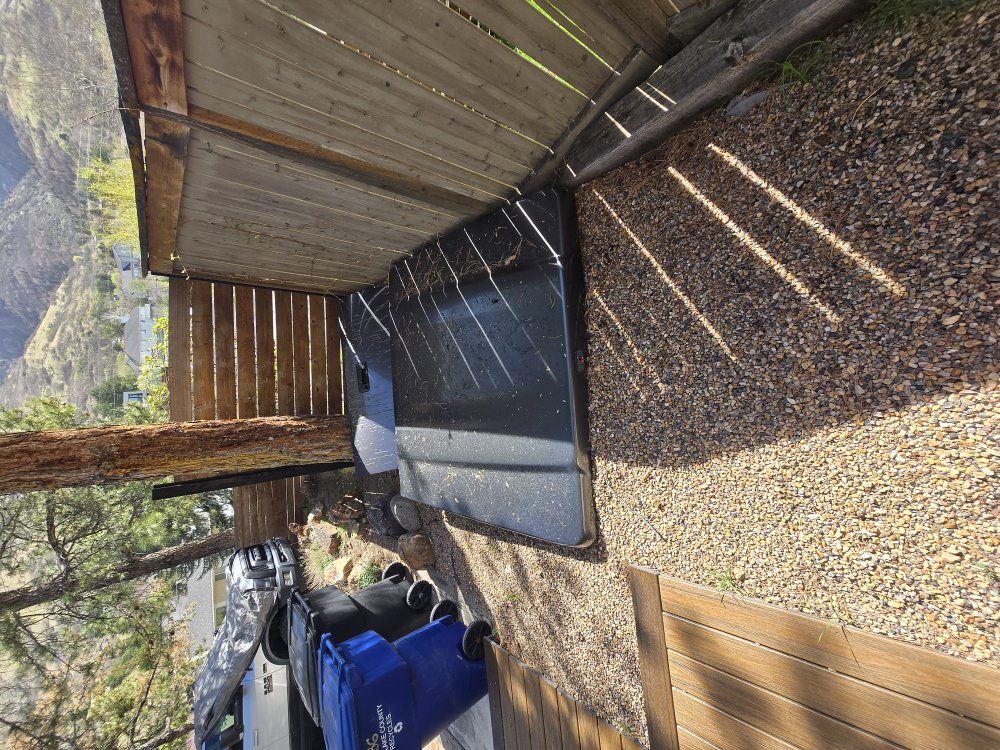 2013 Tundra crew max Hard Tonneau & Tailgate