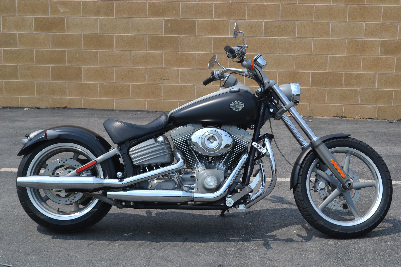 2009 Harley Davidson Rocker Softail - LOW MILES - Chopper