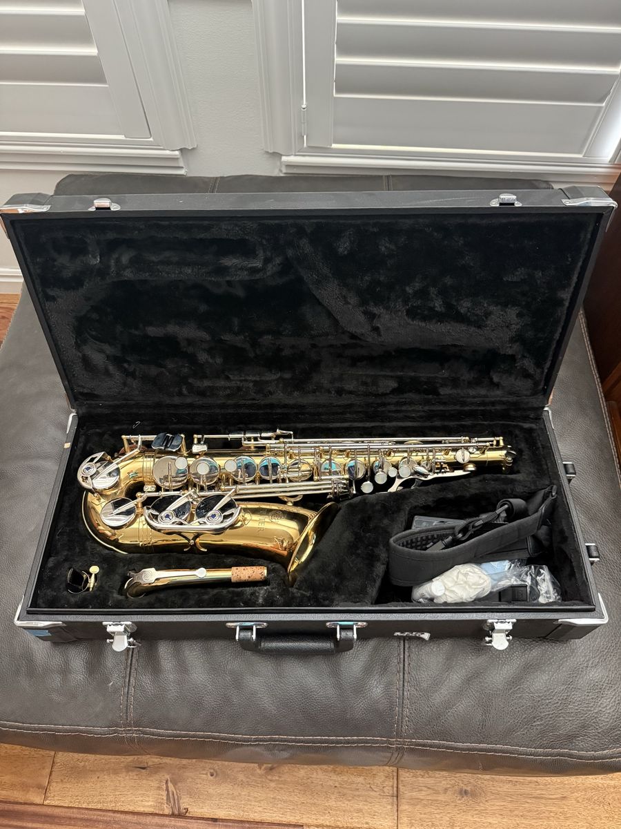 Jupiter Alto Saxophone - Complete Starter Package