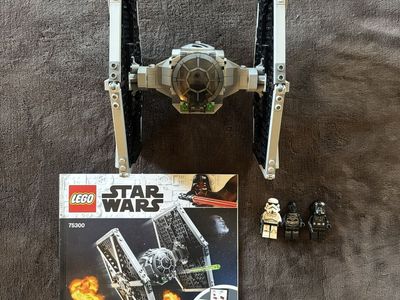 Lego Star Wars imperial TIE fighter 75300