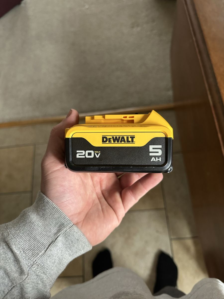 Dewalt 20V MAX 5 Ah Lithium-Ion Power Tool Battery