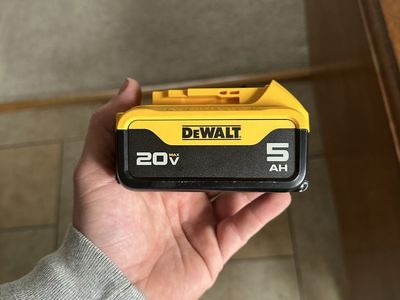 Dewalt 20V MAX 5 Ah Lithium-Ion Power Tool Battery
