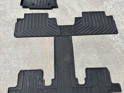 Subaru Ascent All-Weather Floor Mats - Black Rubber. Missing the passenger front and cargo mat.