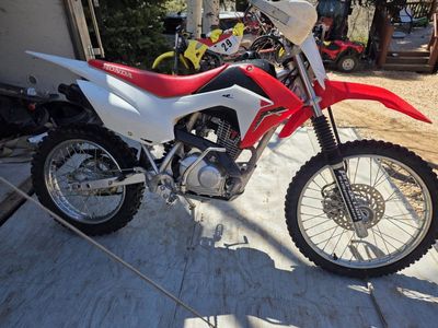 2014 Honda CRF 125 Electric start amd kick start