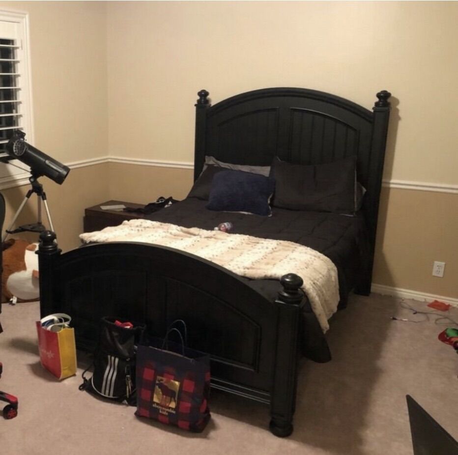 2 New Black Captains Beds