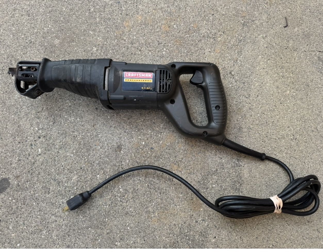 Craftzman Professional 6.5 Amp  V.S Reciprocating Saw