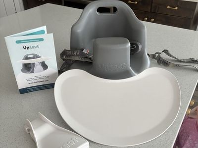 Upseat Baby Chair with Tray