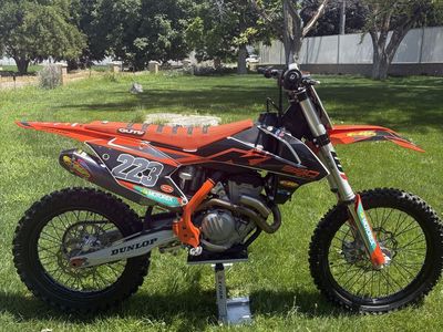 KTM 350 SX-F Dirt Bike Motorcycle with FMF Exhaust & Guts Racing Seat