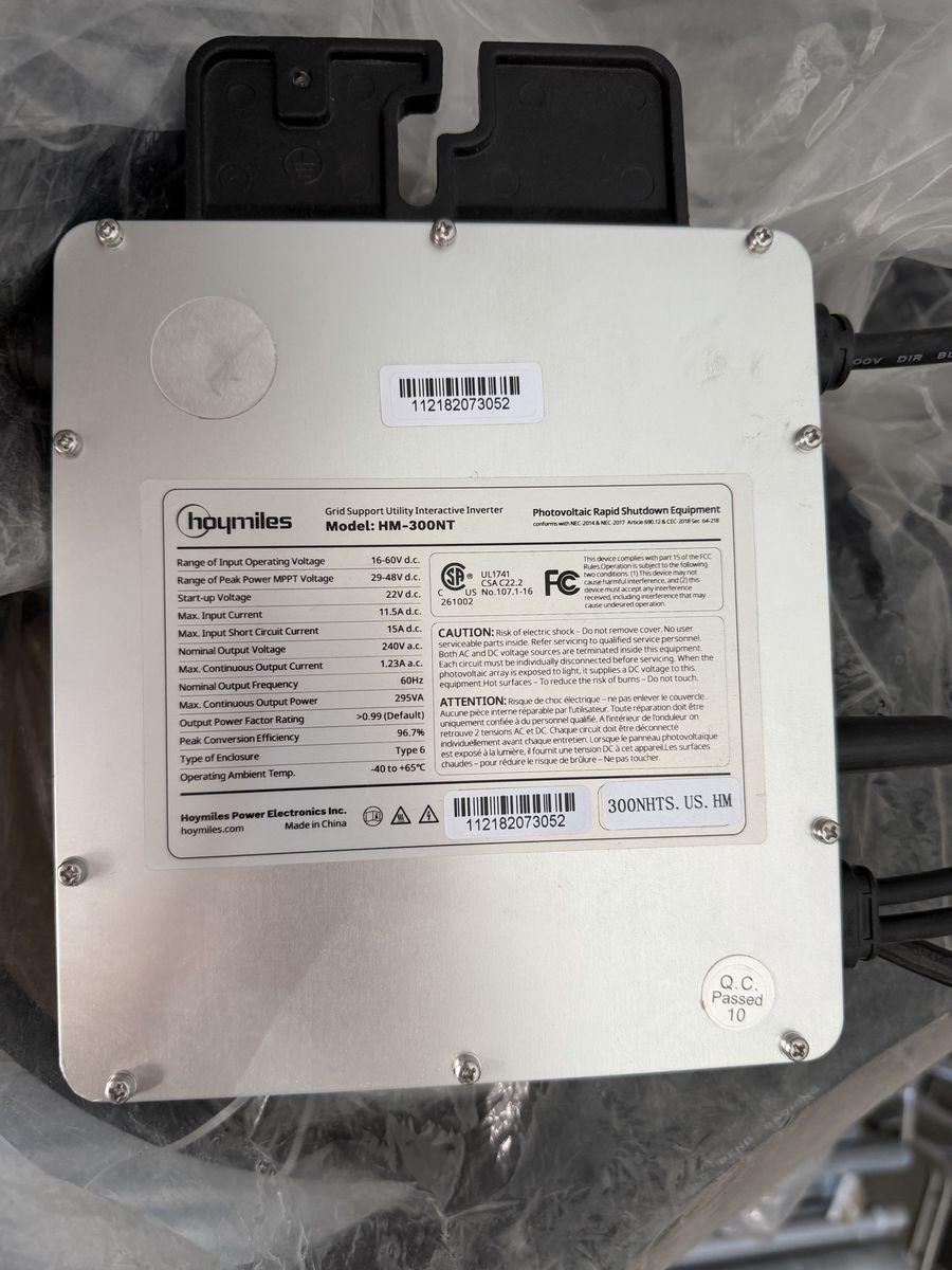 Hoymiles micro inverter.
