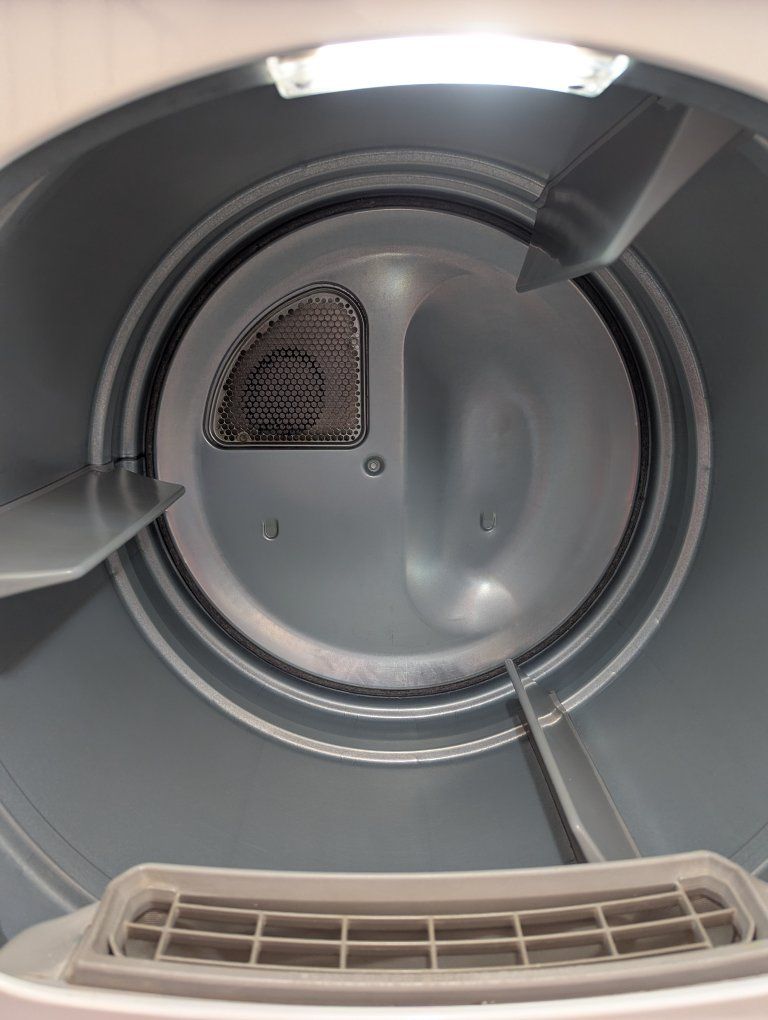 Main image 7