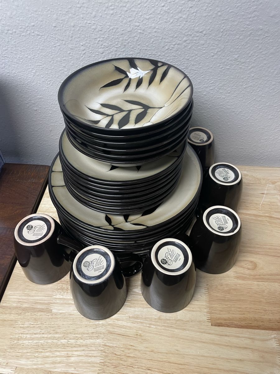 Gibson elite dinnerware