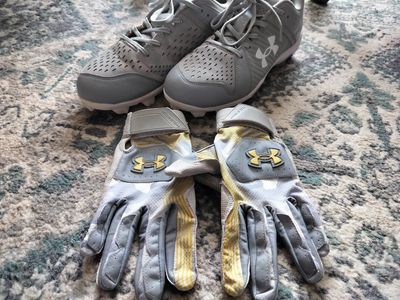 Men's Under Armour Baseball Cleats 9.5