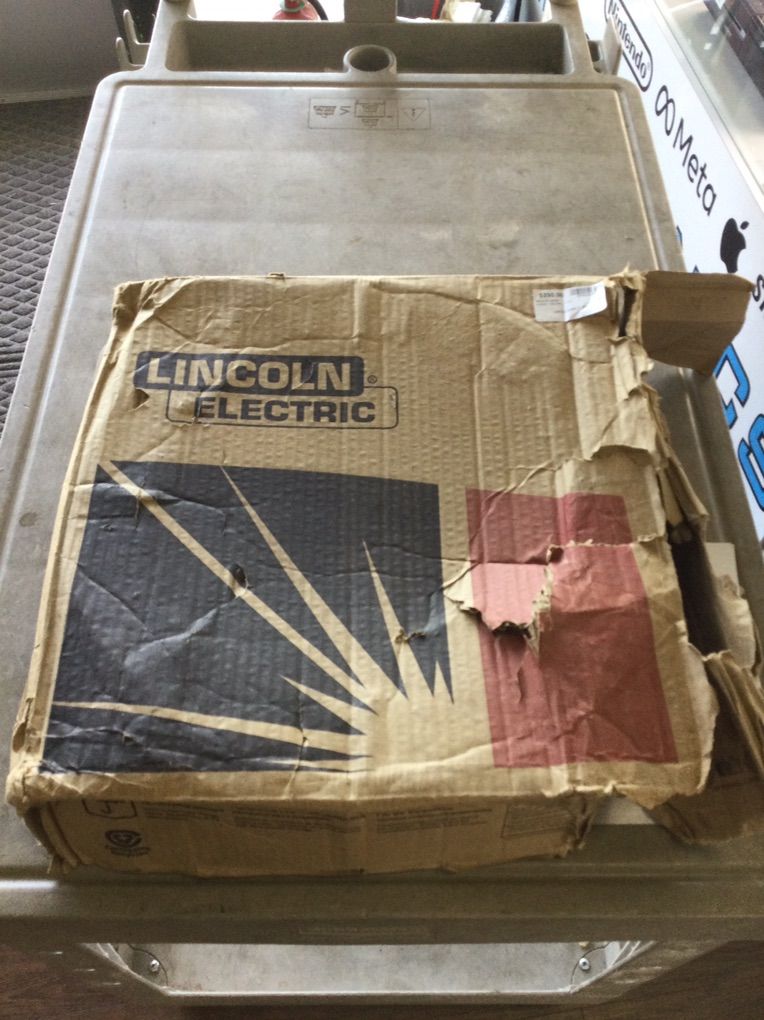 Lincolnweld Welding Wire.    #E75008462