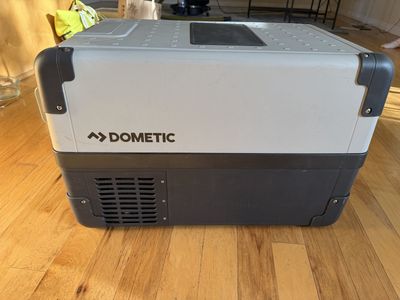 Dometic CFX35 W Powered Cooler / Portable Refrigerator – Great Condition