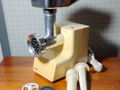 rival meat grinder retro like new 200 W