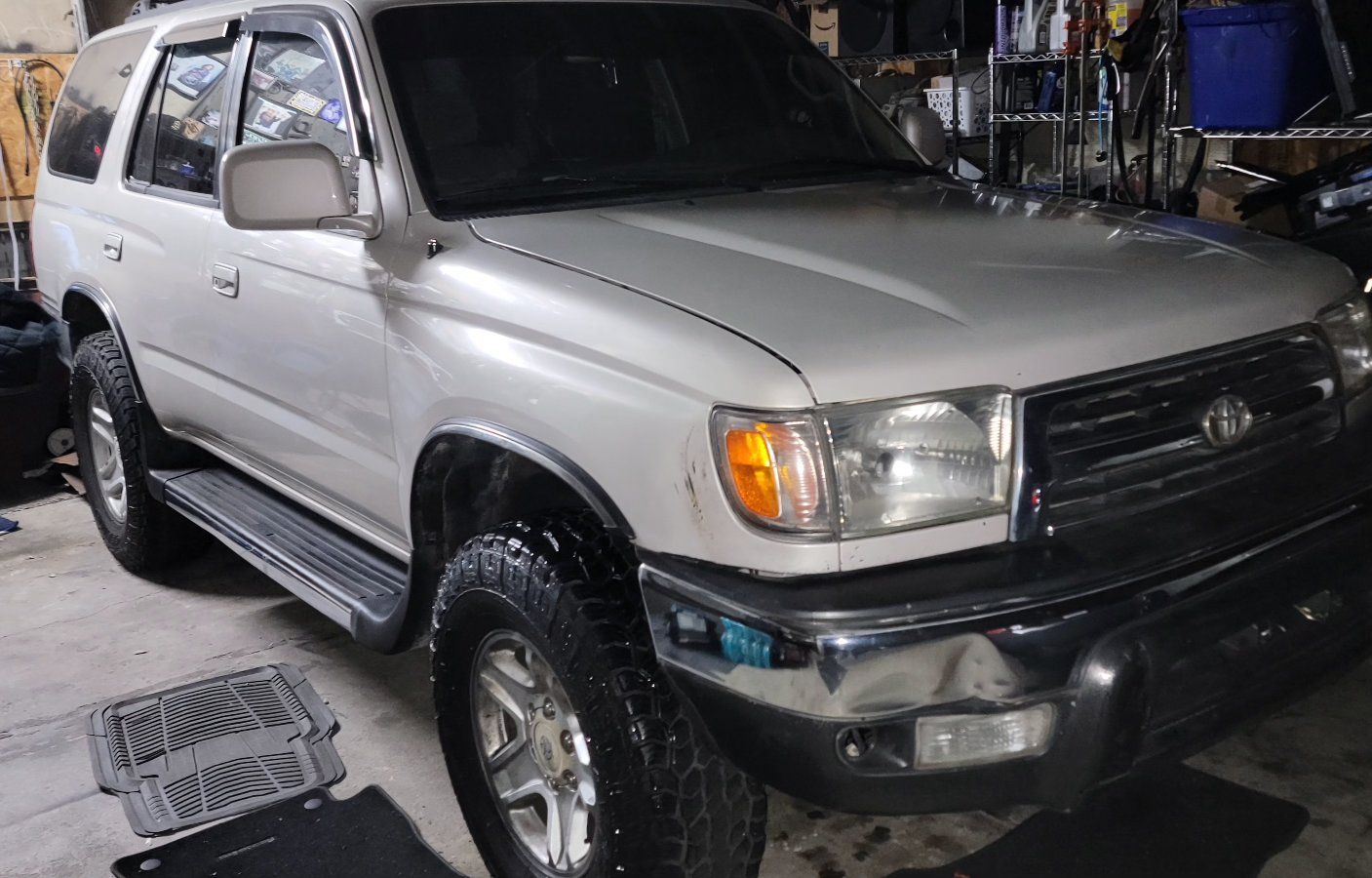 1999 TOYOTA 4RUNNER SR5