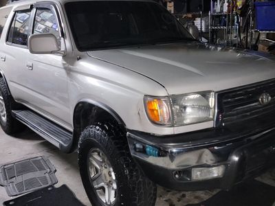 1999 TOYOTA 4RUNNER SR5