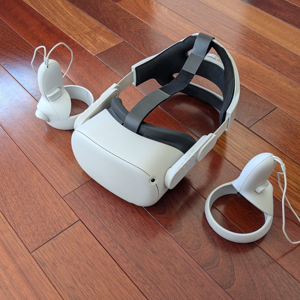 Meta Quest 2 - priced to sell