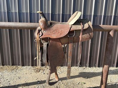 16" Saddle
