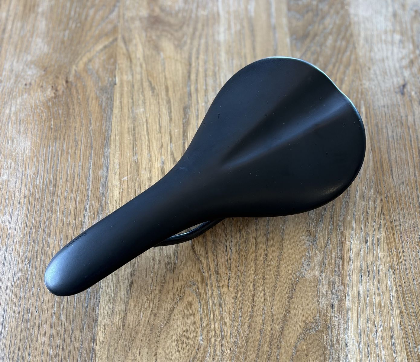 Fabric Scoop Carbon Rail Saddle