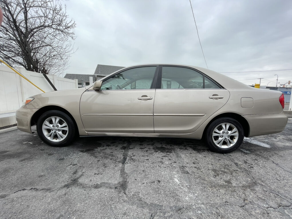 2004 TOYOTA CAMRY L