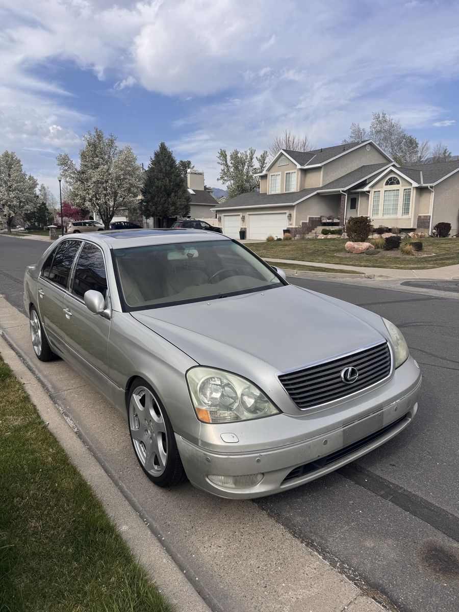 2001 Lexus LS 