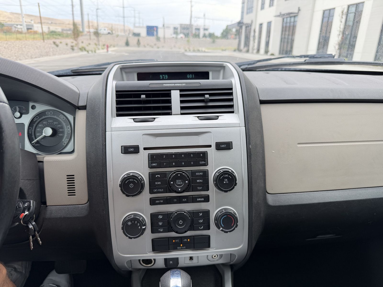 Main image 14