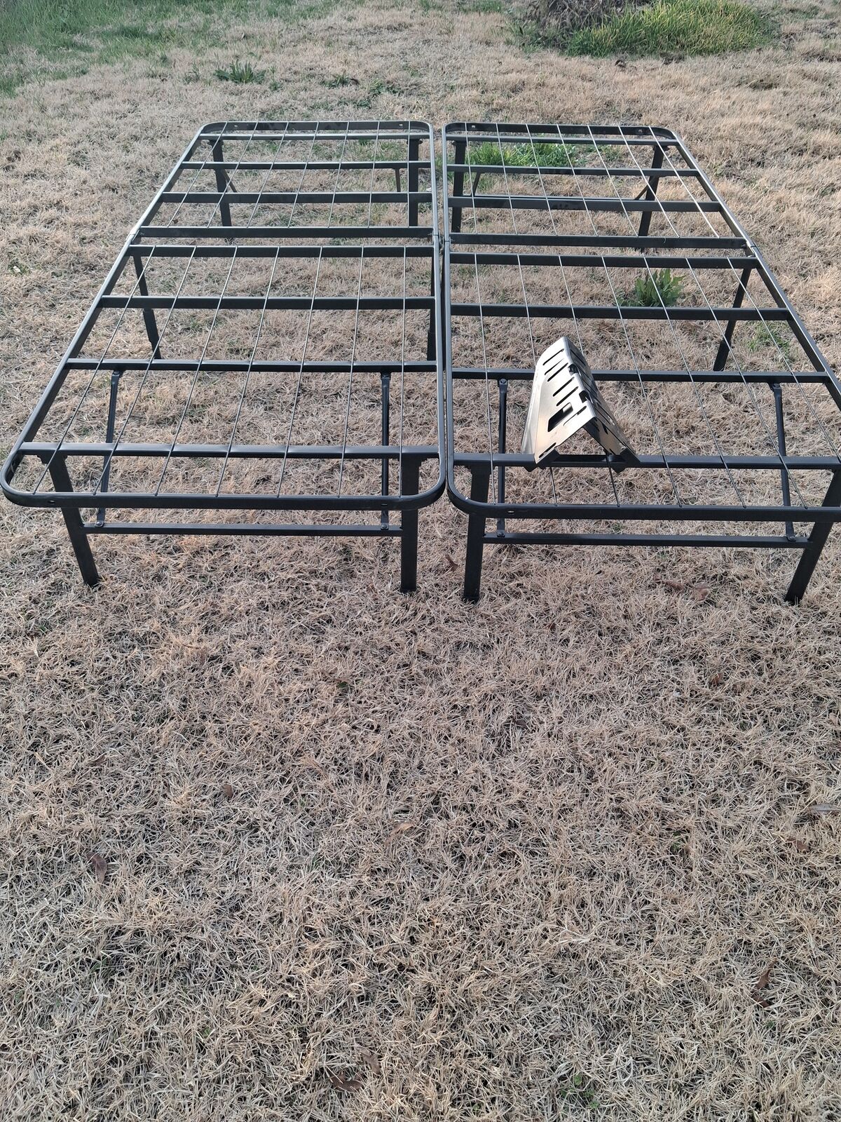 queen sized platform bed frame