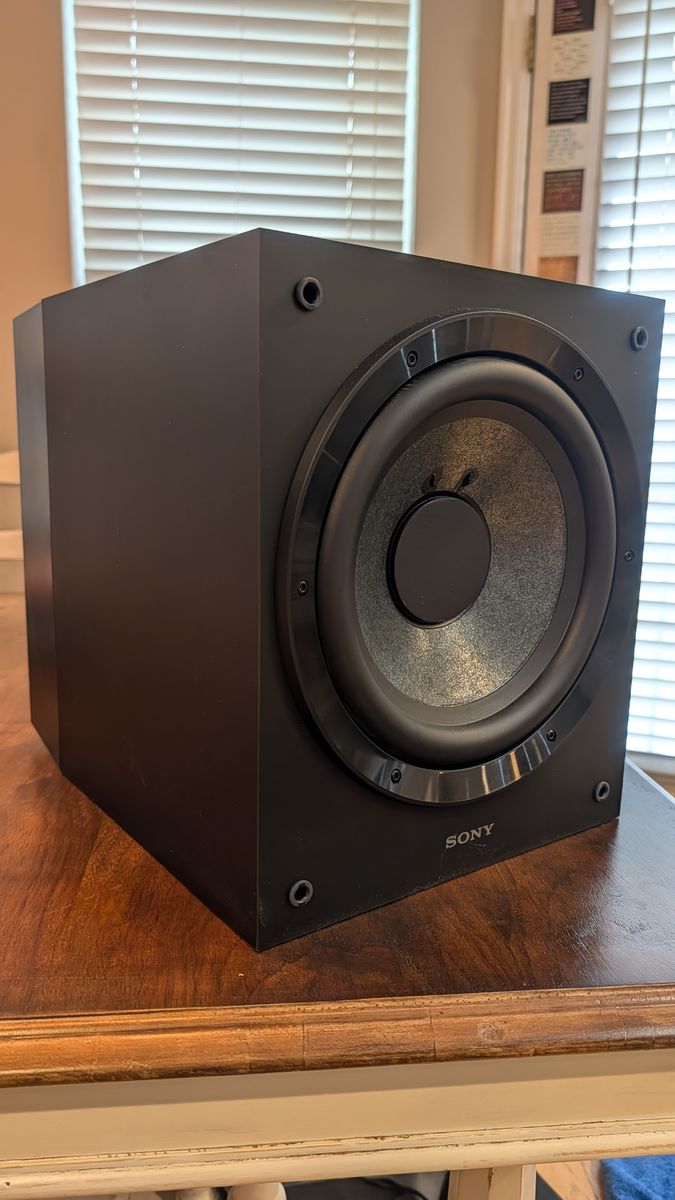 Sony 10" Active Subwoofer with Bass Reflex