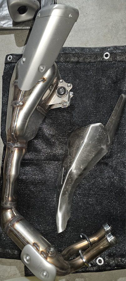 2026 Yamaha R7 Exhaust - Brand New Take-Off