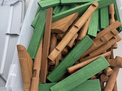 Large Lot of Lincoln Logs Wooden Building Toy Blocks (Green & Brown)