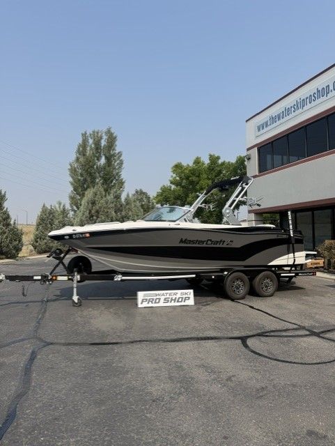 2019 MASTERCRAFT XT22