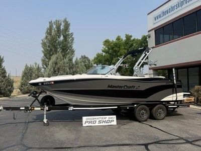 2019 MASTERCRAFT XT22