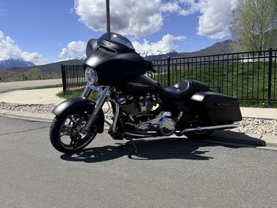 2017 Harley Davidson Street Glide