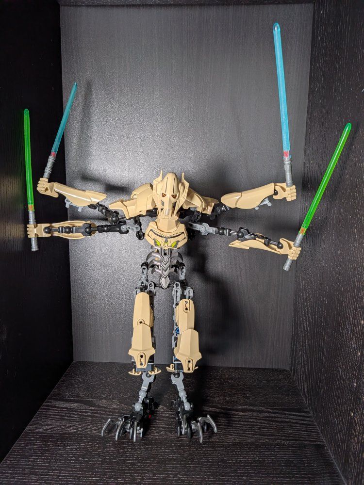 LEGO Star Wars General Grievous Buildable Figure 75112 - Complete with Lightsabers
