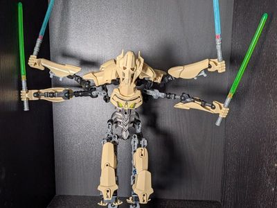 LEGO Star Wars General Grievous Buildable Figure 75112 - Complete with Lightsabers