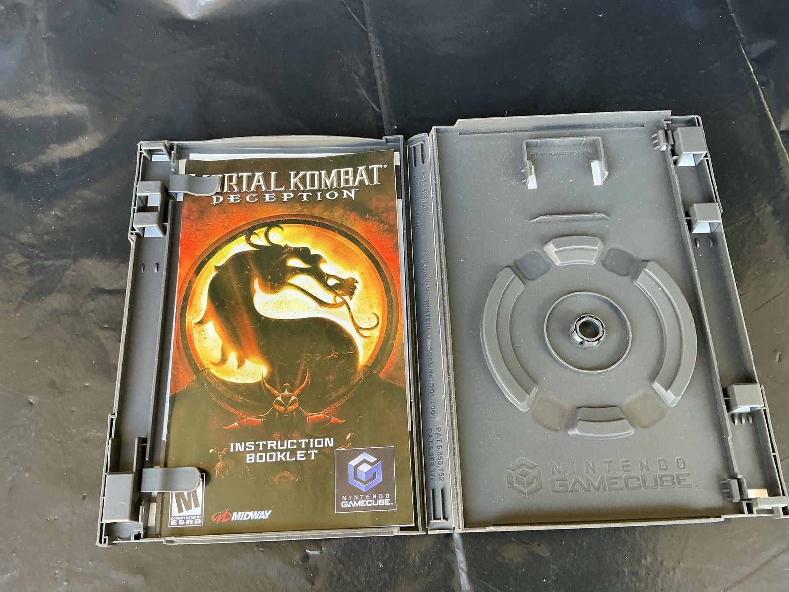 Case & Booklet ONLY- Mortal Kombat Deception Nintendo GameCube