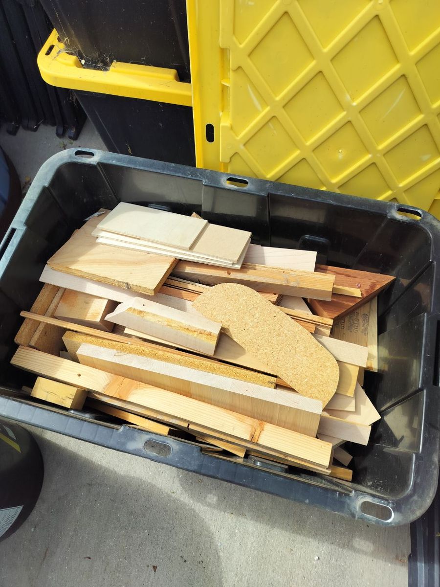 Free Scap Wood for crafting or projects. Maple, Walnut and more...