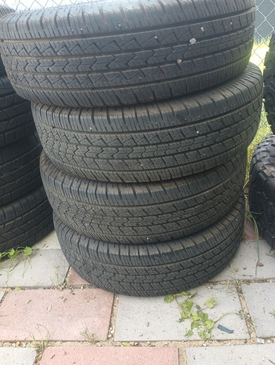 LT 245/70 R17