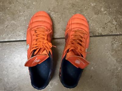 Used Orange Soccer Cleats Size 4