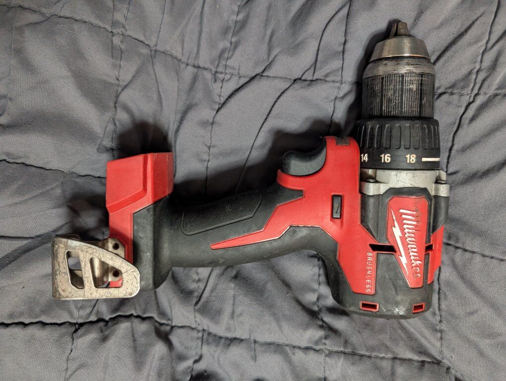 Milwaukee M18 Brushless Drill/Driver 2801-20