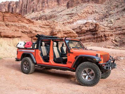 Jeep gladiator soft top
