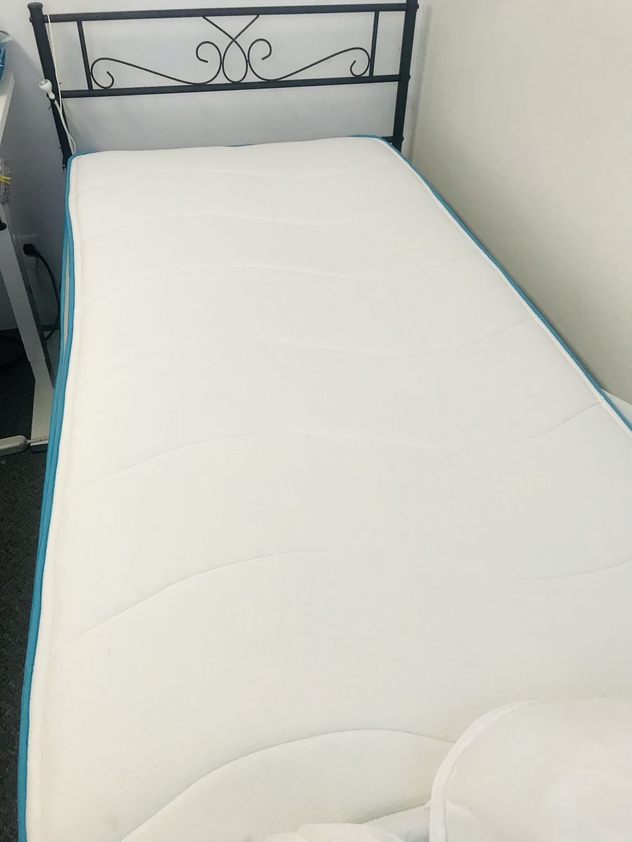 Bed Mattress+ Bed frame + Bed Risers(8pcs)