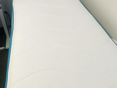 Bed Mattress+ Bed frame + Bed Risers(8pcs)